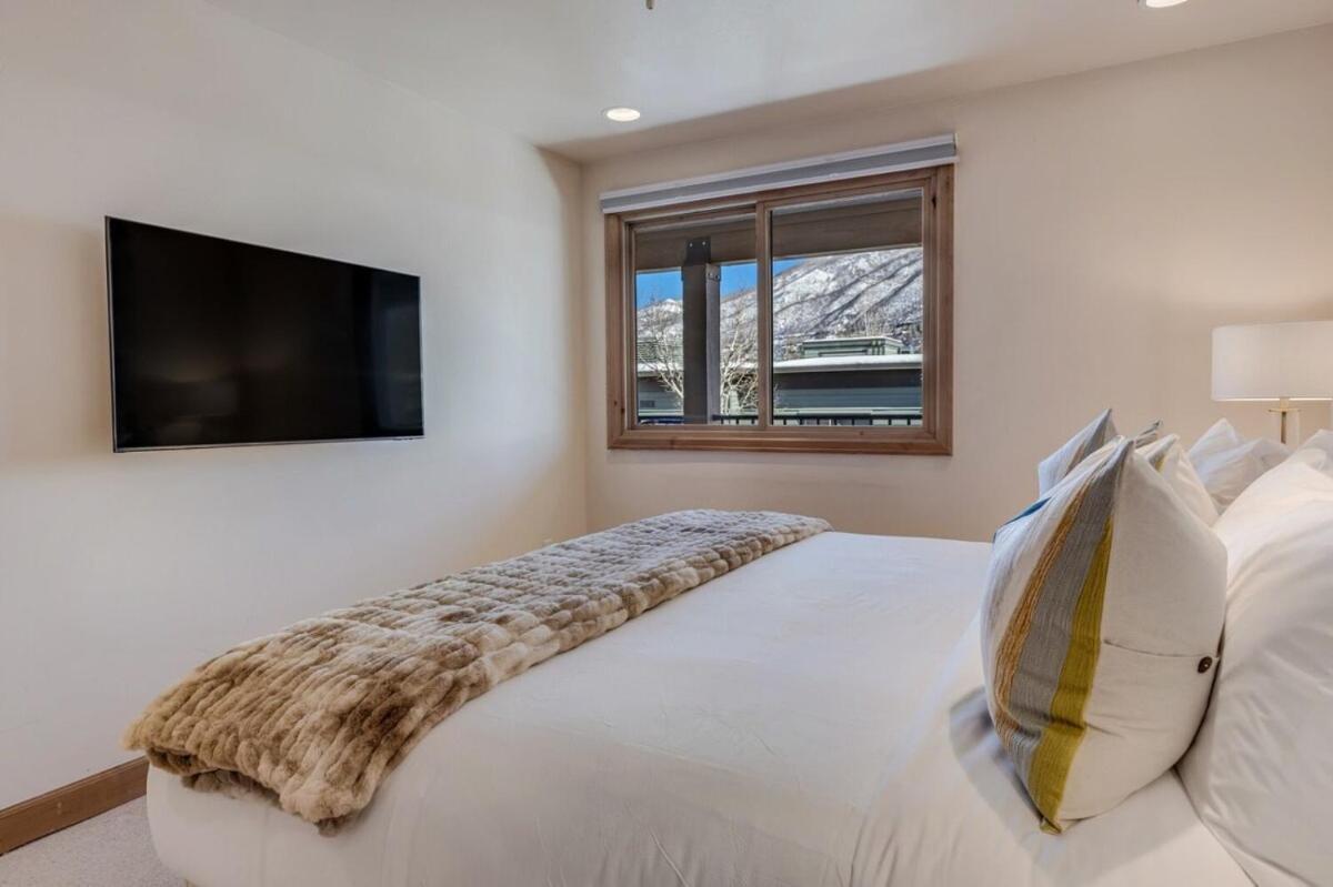 New Listing 2Br 2Ba Condo - Mountain Views Aspen Kültér fotó